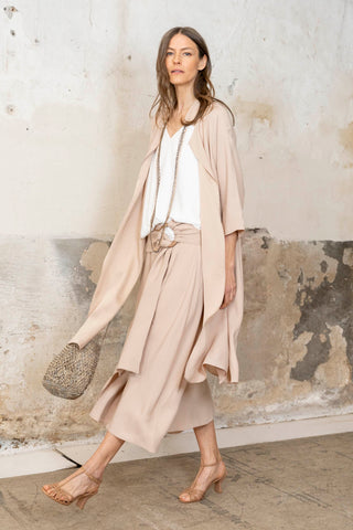 LEVITA INGRID ALARGADA MAQUILLAJE