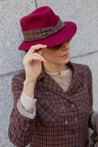 Sombrero Verona burdeos | Rivera x Alexia Álvarez de Toledo