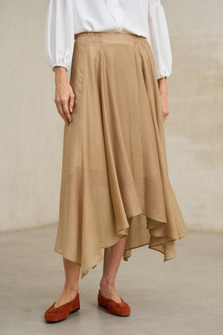 Falda Nadeya Camel