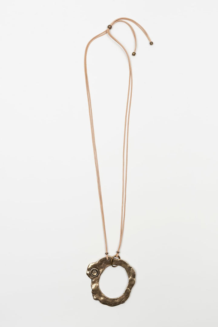 Orvella Brass Collar