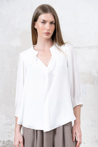 TOP CUELLO GRANDE BLANCO