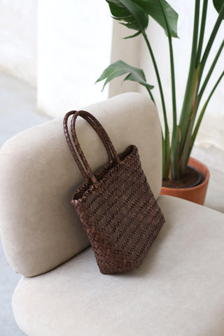 Sune braided brown leather bag
