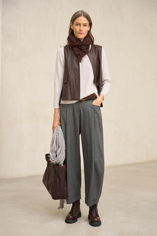 Pantalón Baru gris raya diplomática