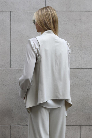 Chaleco Varenna crudo